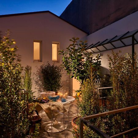Right House - Indipendent In Characteristic Marina District Appartement Cagliari Buitenkant foto